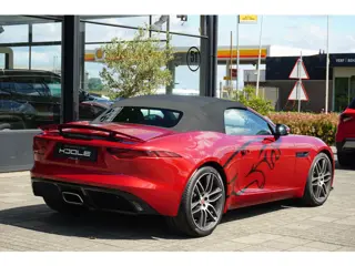 Jaguar F-TYPE P300 RWD