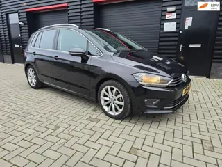 Volkswagen GOLF SPORTSVAN 2.0 TDI Highline | AUTOMAAT | PDC | NAVIGATIE | CAMERA | ELEC. PAKKET