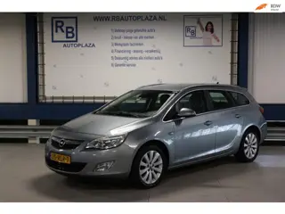 Opel Astra Sports Tourer 1.4 Turbo Cosmo / KEURIGE AUTO / NIEUWE APK !