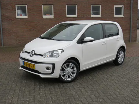 Volkswagen up! 1.0 BMT high up! * Rijklaarprijs incl. garantie * PDC * Cruise Controle * Lichtm. vel