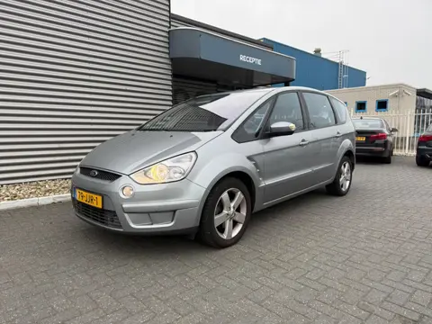 Ford S-Max 2.0-16V