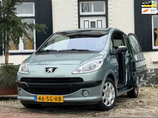 Peugeot 1007 1.4 Gentry|Automaat|93DKM!|NAP|Nette auto!