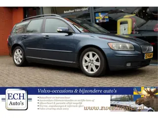 Volvo V50 2.4 D5 180 pk Aut. Momentum Trekhaak (bj 2006)