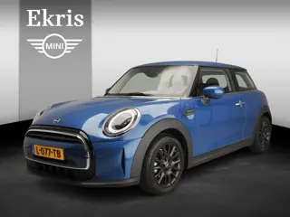 Mini 3-deurs One Classic / Sportstoelen / PDC / Climate / Navigatie / Alu wielen 16 inch black