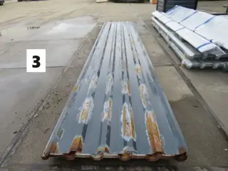 Goedkope restpartijen damwandplaten in de aanbieding!