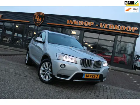 BMW X3 XDrive35d | VOLL | Pano | 360 Camera | Sportstoelen |