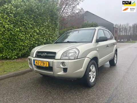 Hyundai Tucson 2.0i Dynamic Executive NW APK