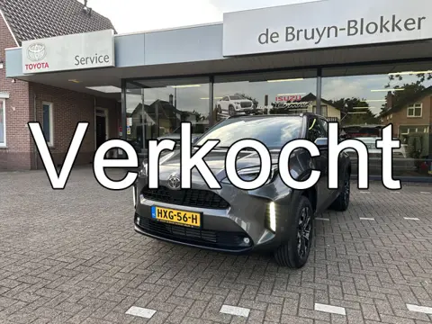 Toyota Yaris Cross 1.5 Hybrid 130pk Executive Limited dodehoekdetectie / stoelverwarming / stuurwiel