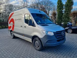Mercedes-Benz Sprinter 317 CDI Mbux Navi L2 H2 (bj 2022)