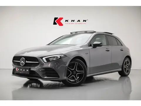 Mercedes-Benz A-klasse A250e AMG Line |Pano|Ambient|Carplay|Dodehoek|
