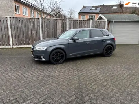 Audi A3 Sportback 30 TFSI Sport Lease Edition navi cruise control