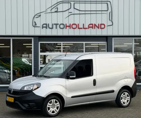 FIAT DOBLO 1.6 MJ 77KW 105PK MARGE AUTO 3 ZITS BIJRIJDERSBANK AIRCO/ NAVIGATIE/ CRUISE CONTROL