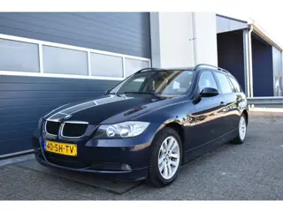BMW 3-serie Touring 320d High Executive automaat Motor kapot