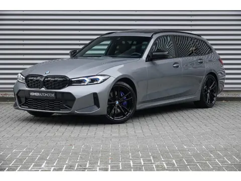 BMW 3 Serie Touring M340d xDrive M-Sport | Pano | H&K | Memory | Trekhaak | 360 | HUD |