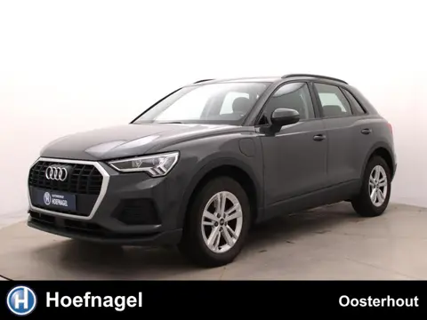 Audi Q3 45 TFSI e edition | Automaat | Adaptive cruise | Stoelverwarming | CarPlay | Trekhaak