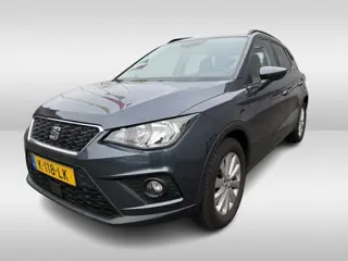 SEAT Arona 1.0 TSI Style Business Intense Navigatie / Camera / Parkeersensoren / Airco (Clima) / App