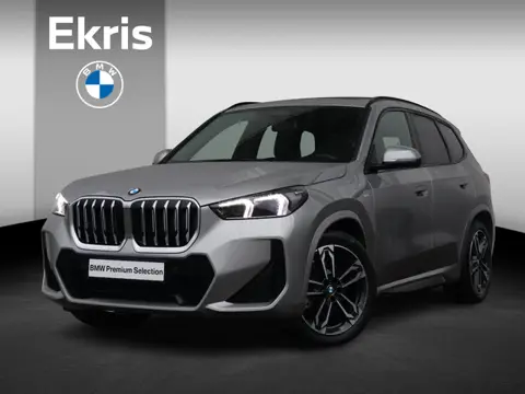 BMW X1 sDrive20i M Sportpakket/ Stuurwielrand verwarmd/ Comfort Access/ Achteruitrijcamera/ Panorama