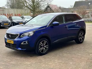 PEUGEOT 3008 1.2 PureTech  Executive navi,camera.leder,stoel verwarming 