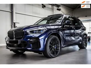 BMW X5 XDrive45e M-Sport, M-Stoelen, SkyLounge, Ventilatie & Massage, Carbon
