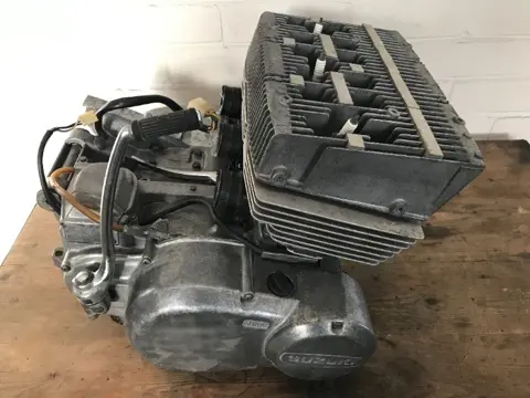 Suzuki GT380 onderdelen te koop