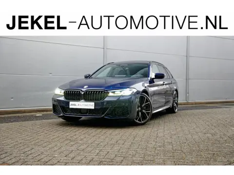 BMW 5-serie Touring 540d xDrive M-Sport Stoelventilatie, Panoramadak, H/K Geluidsinstallatie, Active