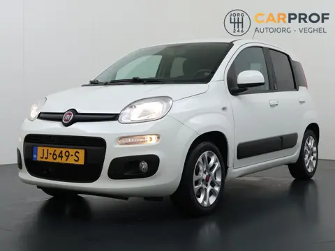Fiat Panda 0.9 TwinAir Lounge Nieuwe APK | Turbo | Automaat | Parkeersensoren achter | Climate contr