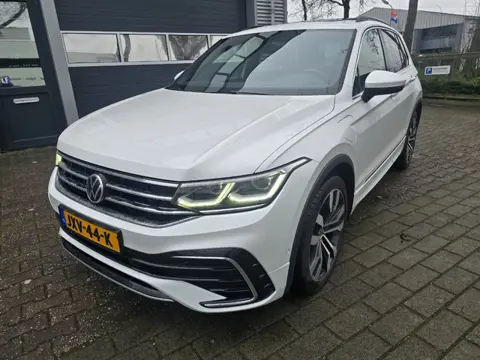 Volkswagen Tiguan 1.4 TSI E HYBRID R LINE BUSINESS+ pano