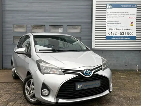 Toyota Yaris 1.5 Hybrid Lease 2015|Navi|Cruise|Trekhaak|NAP|