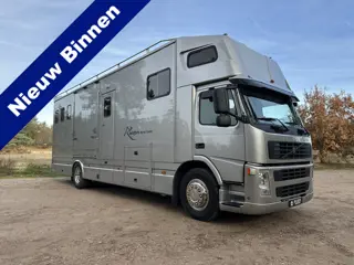 Volvo FM 18T ROELOFSEN 5+1 paards paardenvrachtwagen LIVING