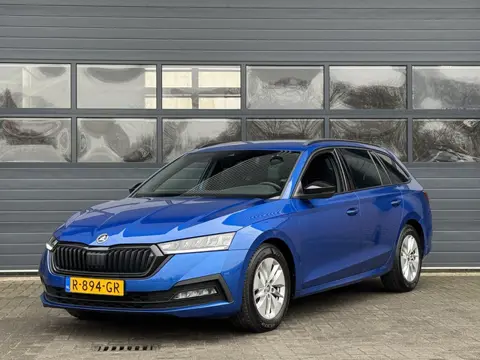 SKODA OCTAVIA COMBI 1.0 TSI SPORT BUSINESS I TREKHAAK I APPLE CARPLAY I CLIMATE CONTROL I P-SENSOREN