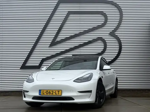 Tesla Model 3 Long Range AWD 75 kWh SoH 88,5%|Navi|Pano|Camera|Clima|Cruise|NL-Auto|N.A.P|APK tot 12