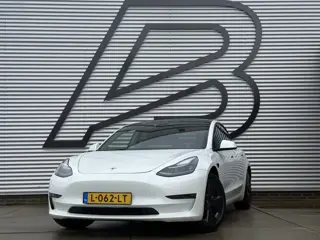 Tesla Model 3 Long Range AWD 75 kWh SoH 88,5%|Navi|Pano|Camera|Clima|Cruise|NL-Auto|N.A.P|APK tot 12