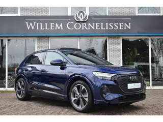 Audi Q4 e-tron 40 Competition 77 kWh S-Line Pano Matrix Sportstoel Camera ACC