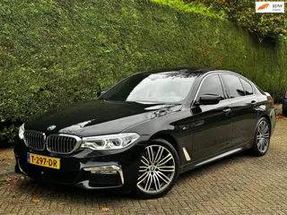 BMW 5-serie 540i xDrive High Executive /SCHUIFDAK/CAMERA/ZEER NETJES!/