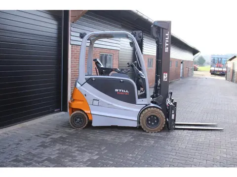 Still RX60 30 heftruck elektrische triplex lepelverstelling sideshift