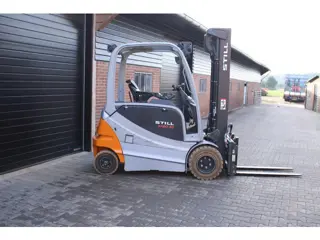 Still RX60 30 heftruck elektrische triplex lepelverstelling sideshift