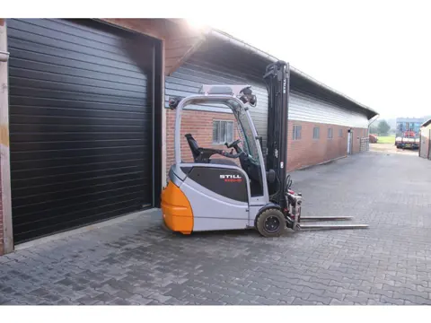Still RX20 18 heftruck elektrische triplex sideshift lepelverstelling