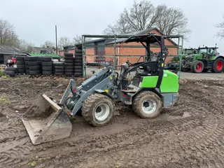 Giant G2500 HD xtra shovel (bj 2020)