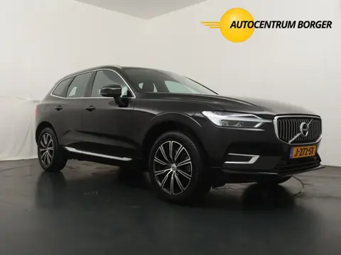 Volvo XC60 2.0 T4 Inscription Automaat / Trekhaak / Leder / Stoelverwarming / Camera / DakRails / Cr