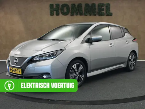 Nissan LEAF N-Connecta 40 kWh SOH 92,2%!! - ORIGINEEL NEDERLANDSE AUTO - PARKEERSENSOREN VOOR EN ACH