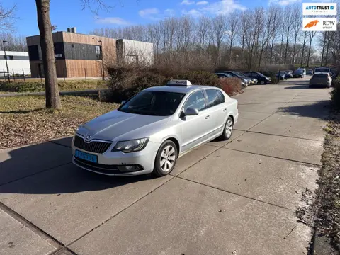 Skoda Superb 1.6 TDI Ambition Business Clima.Navi