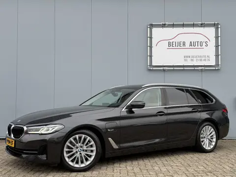 BMW 5 Serie Touring 530e Business Edition Plus SOH 91%/Trekhaak/Leer/Laser.