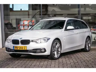 BMW 3 Serie Touring 320i Corporate Lease High Executive automaat - Leder | Trekhaak wegkl. | Navi