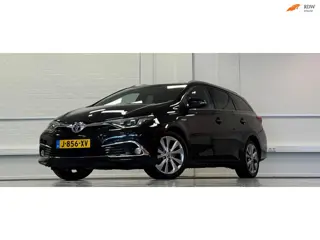Toyota Auris Touring Sports 1.8 Hybrid Executive Achterruitrijcamera Stoelverwarming Navi