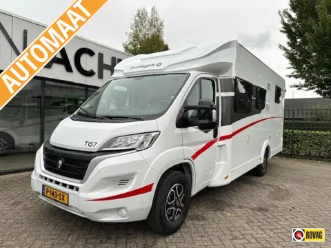Sunlight T67  5P - Automaat - Navi