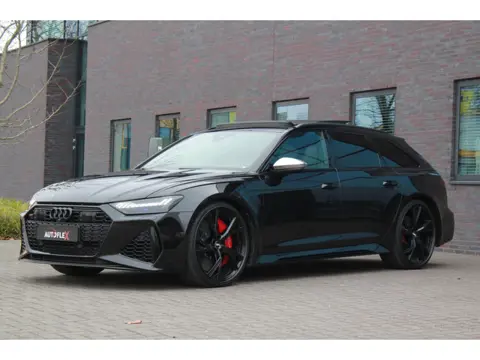 Audi A6 Avant RS 6 TFSI quattro