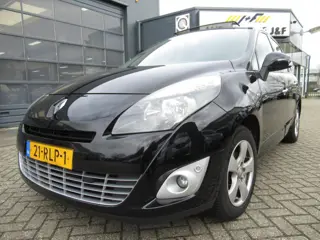 Renault Grand Scénic 1.6 dCi Bose / PANO / Trekhaak / NAV