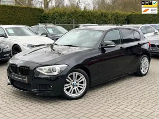 BMW 1-serie 116i Executive M Sport|Nieuwe Ketting + Klepseals|Navigatie|Keyless|Cruise control|Clima