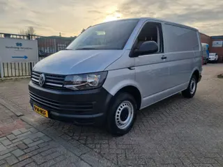 Volkswagen TRANSPORTER T6 2.0 BENZINE TSI L1H2 Highline