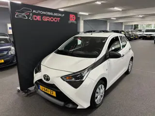 Toyota Aygo 1.0 VVT-i x-fun 1ste eigenaar met Airco, Bluetooth Radio, Allseasonbanden, Centrale Port